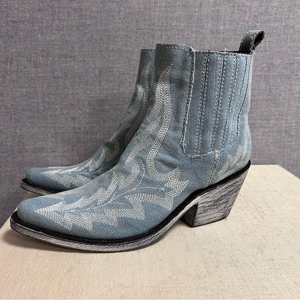 Liberty Black Simone Hand Made in Denim Western Booties Sz 7 NWT
